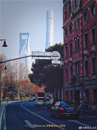 性感迷人的商务女模特等您来约 性感迷人的商务女模特等您来约